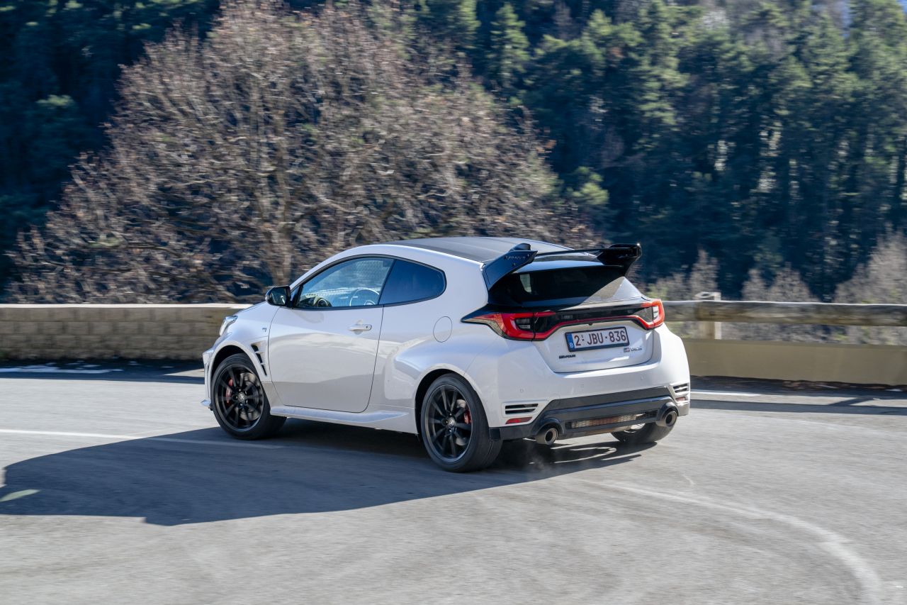 2026 toyotagryarisaeroperformance dynamics 002