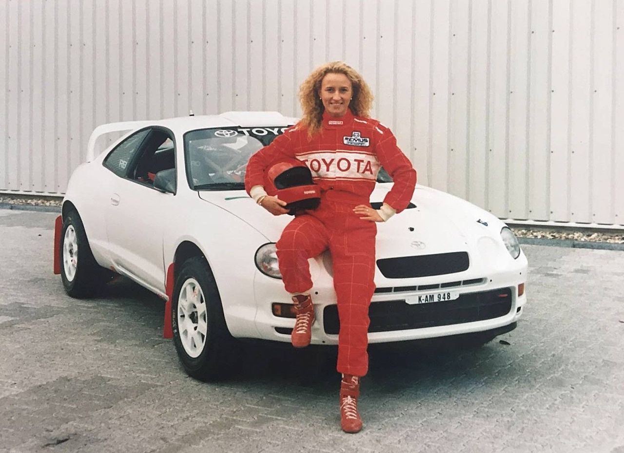 fot 2 poczatki rajdowej przygody z toyota treningowa celica jeszcze bez brandingu 1996