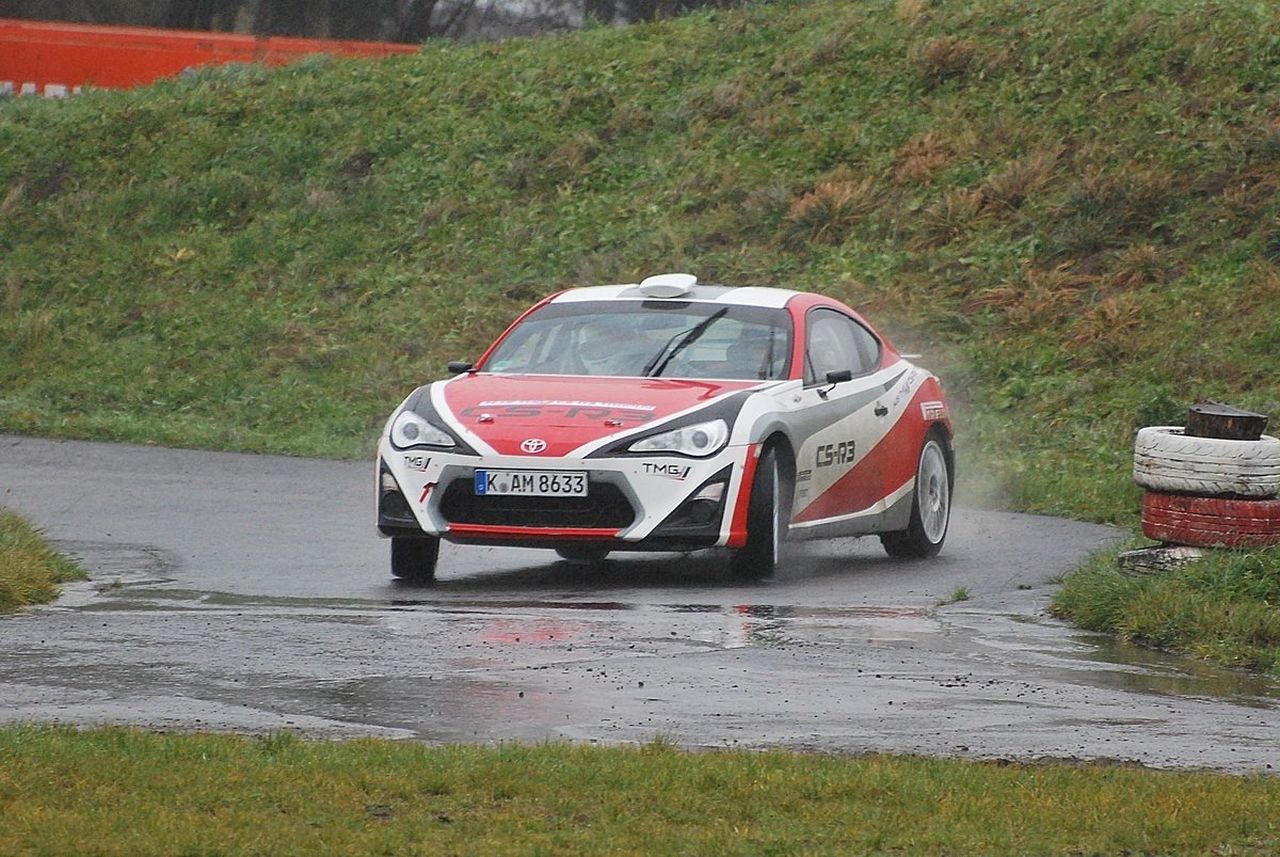 fot 8 kontrola trasy adac rallye deutschland 2014 toyota gt86 cs r3