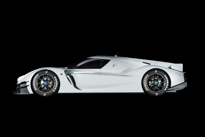 Toyota GR Super Sport Concept Toyota GR Super Sport Concept widziana z boku