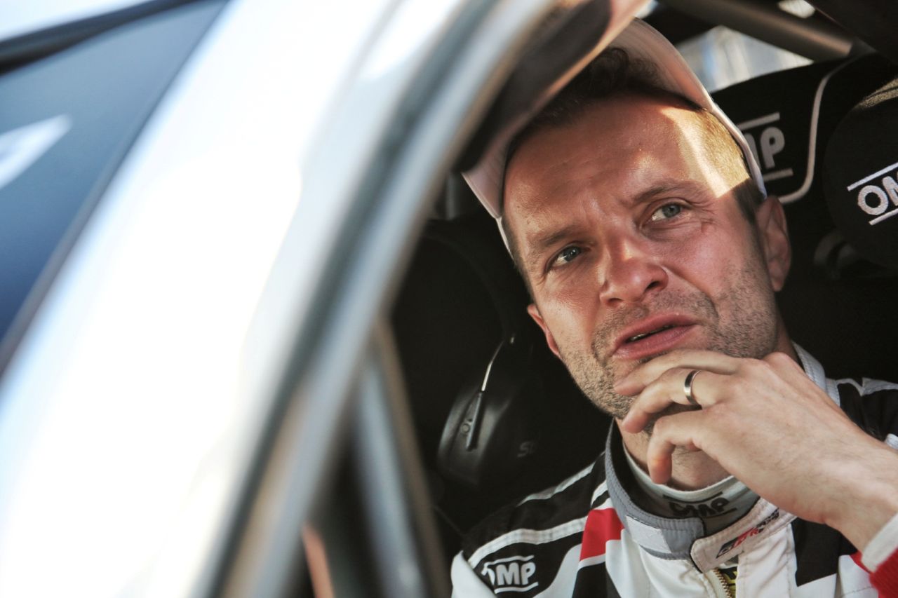 Juho Haninen Toyota Gazoo Racing WRC Juho Haninen Toyota Gazoo Racing WRC w samochodzie