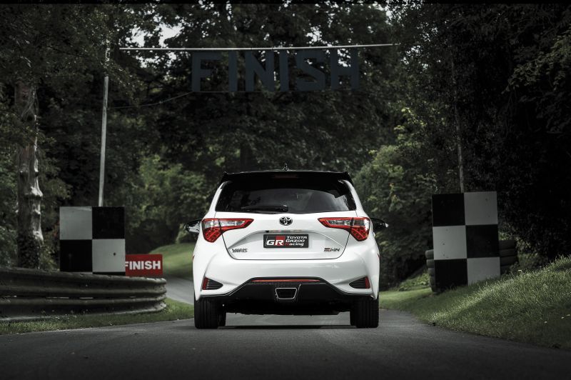 Toyota Yaris GRMN tyl Tył Toyoty Yaris GRMN