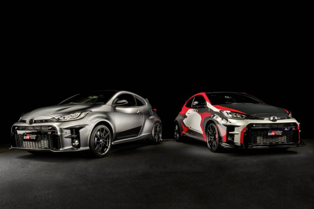 Nowy rajdowy GR Yaris Rally2 i klasyczna Corolla AE86 z bezemisyjnymi napędami