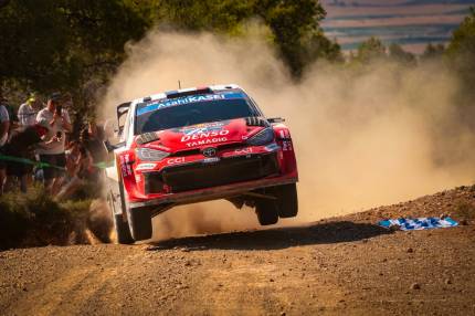 Rajd Akropolu WRC: Sébastien Ogier wygrywa, podwójne podium TOYOTA GAZOO Racing WRT