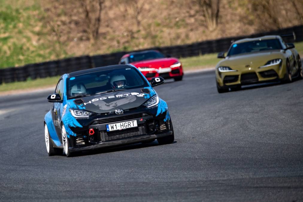TOYOTA GR CUP 2026: Startuje GR CUP DIGITAL. Przed nami Race Cup na Torze Kielce i Classicauto Cup w Słomczynie