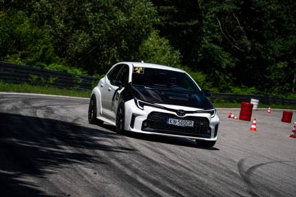 TOYOTA GR CUP 2026: Tor Kielce wyłonił kolejnych finalistów, trwa walka w Forza Horizon 6