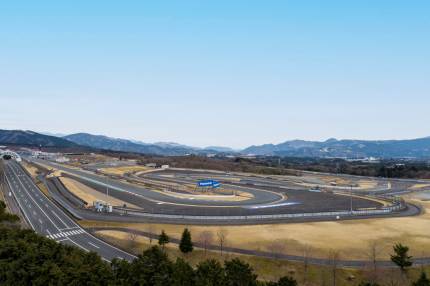 Toyota inwestuje w nowe centrum sportów motorowych na torze Fuji