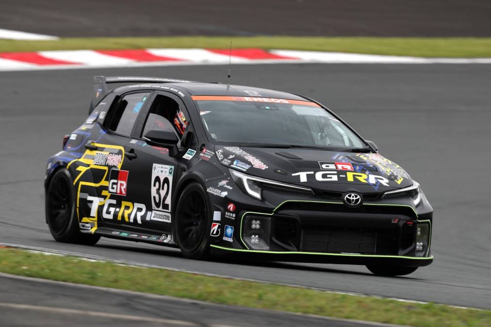 Toyota udoskonaliła prototypową GR Corollę z silnikiem spalinowym na wodór