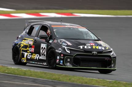 Toyota udoskonaliła prototypową GR Corollę z silnikiem spalinowym na wodór