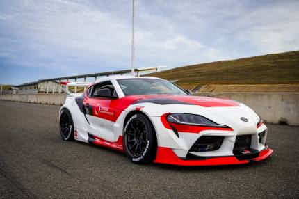 Autonomiczna Toyota GR Supra jako pierwsza na świecie driftuje bez udziału kierowcy