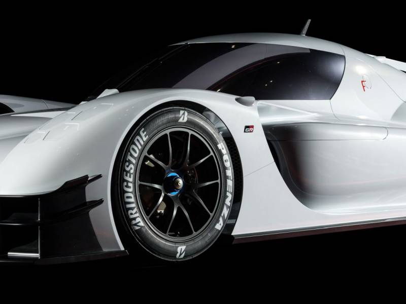 GR Super Sport Concept - hybrydowy supersamochód Toyoty 
