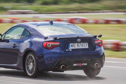 Toyota szykuje sportową premierę. Nadjeżdża następca GT86. Co już wiemy?