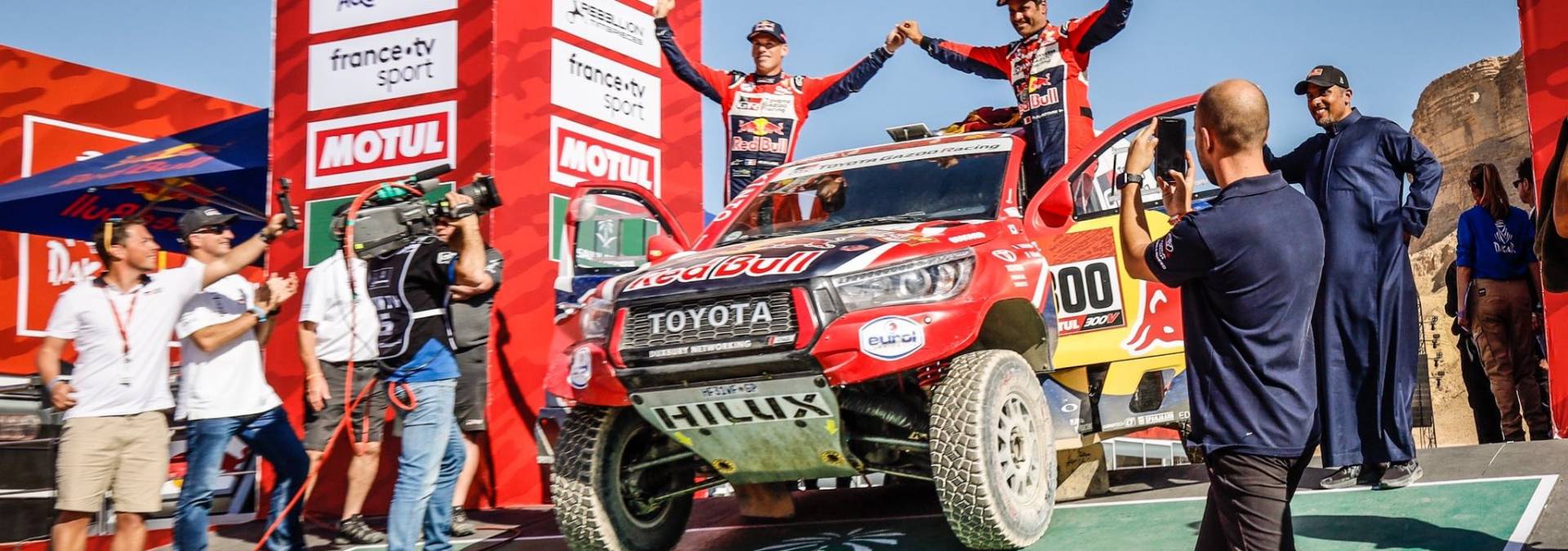 Al-Attiyah drugi w Rajdzie Dakar, udany debiut Alonso