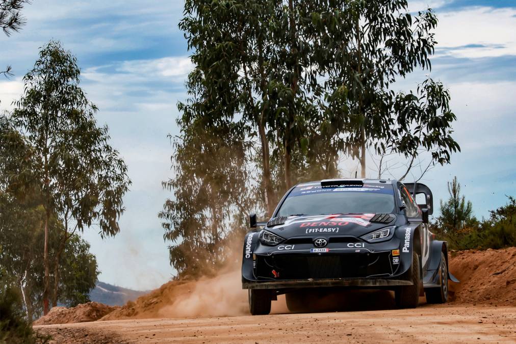 Trzy Toyoty GR YARIS Rally1 HYBRID powalczą o pierwsze zwycięstwo w Rajdzie Sardynii