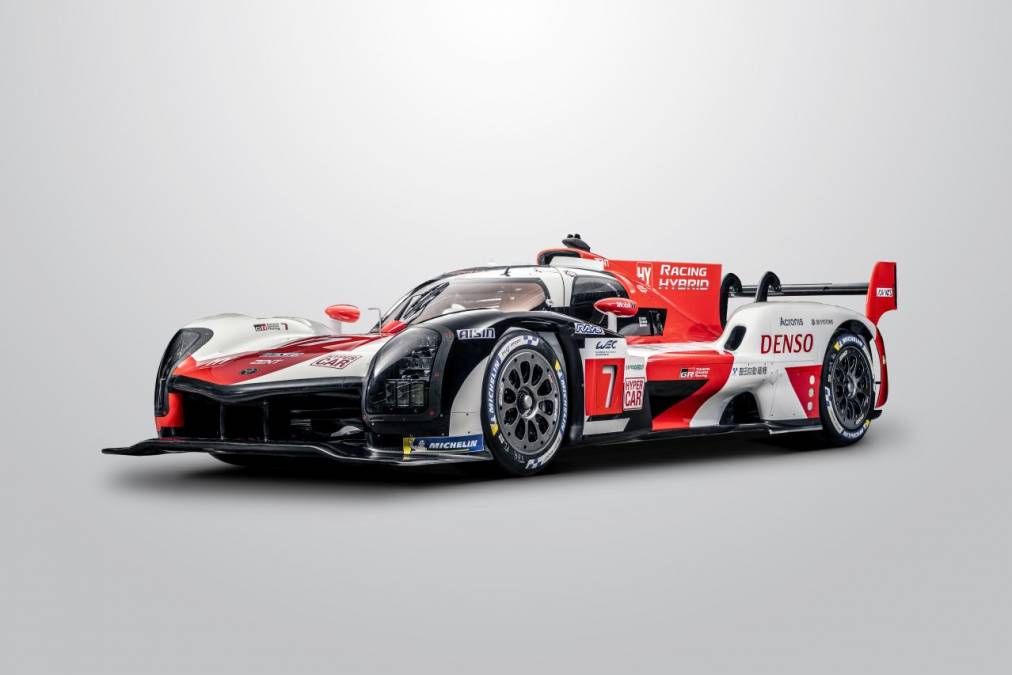 Toyota Gazoo Racing prezentuje nowy hipersamochód