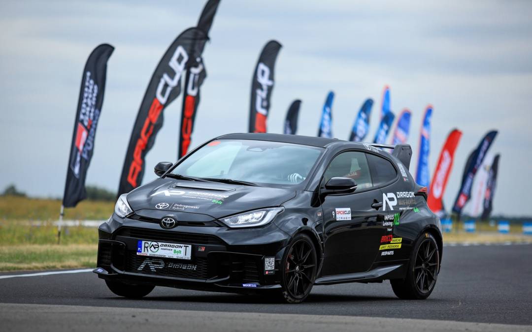 TOYOTA GR CUP 2026 wkracza w decydującą fazę. Kolejni finaliści po rundzie na Moto Park Ułęż