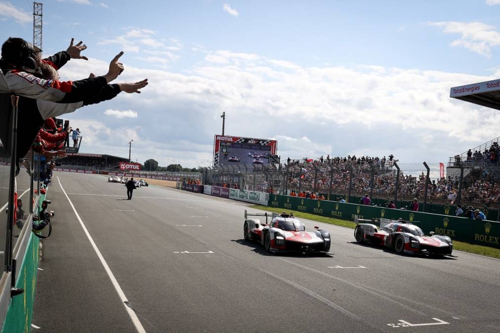 TOYOTA GAZOO Racing po raz czwarty z rzędu triumfuje w Le Mans