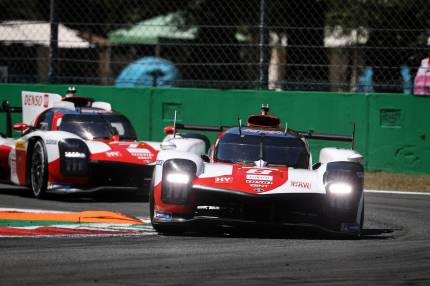 Dwie Toyoty GR010 HYBRID na podium na torze Monza