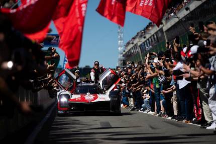 Toyota po raz piąty z rzędu bezkonkurencyjna w Le Mans 24h