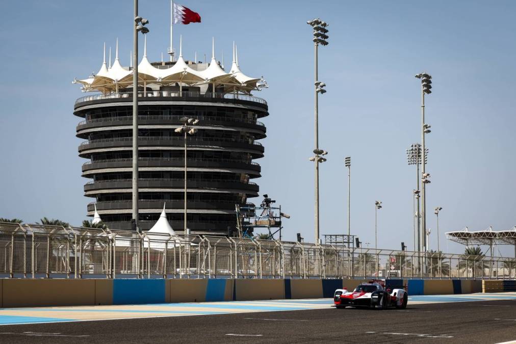 TOYOTA GAZOO Racing jedzie po tytuły w Bahrajnie