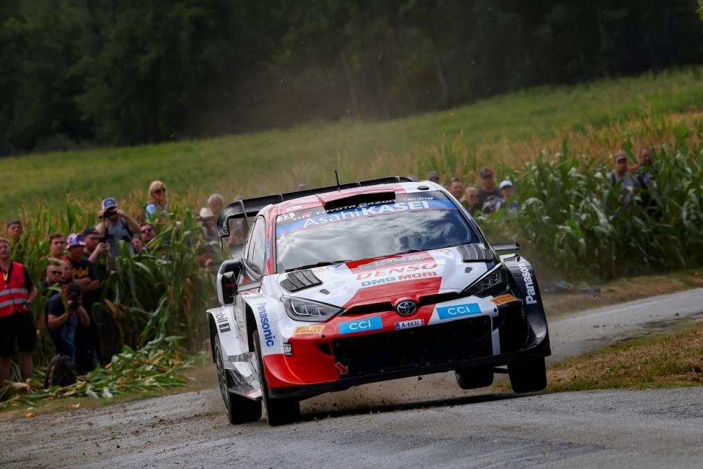 Dwie Toyoty GR Yaris Rally1 na podium Rajdu Belgii